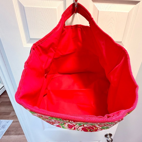 Lilly Pulitzer NWOT LuckyCharms 🌺 🐝 Pink & Green Cooler Bag Beverage Holder 🩷 💚 - Picture 10 of 10